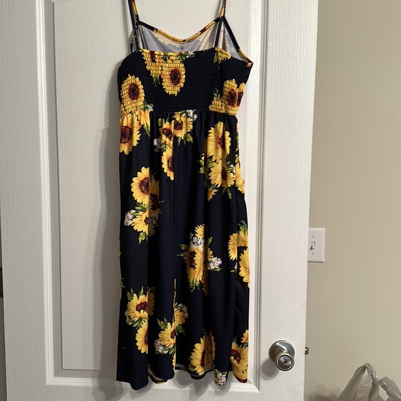 Navy Sunflower Dress - Picture 7 of 9
